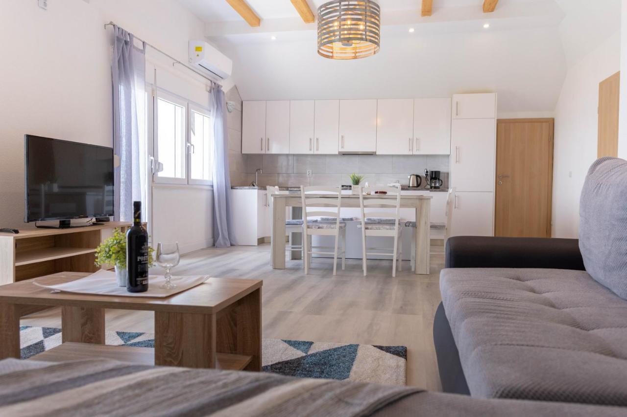 Apartmani Sandra Kastela Dış mekan fotoğraf